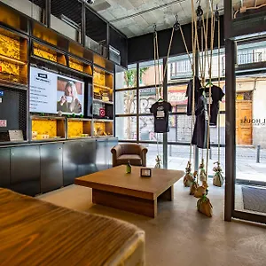 The Central House Barcelona Gracia Vandrarhem