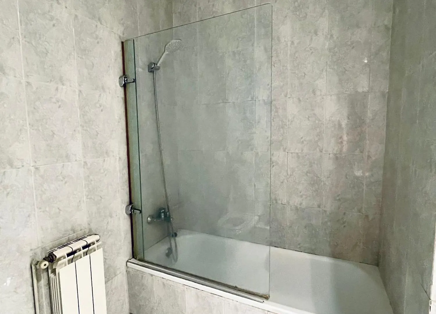 Diagonal 1 Bed & Breakfast Barcelona 0*,  Spain