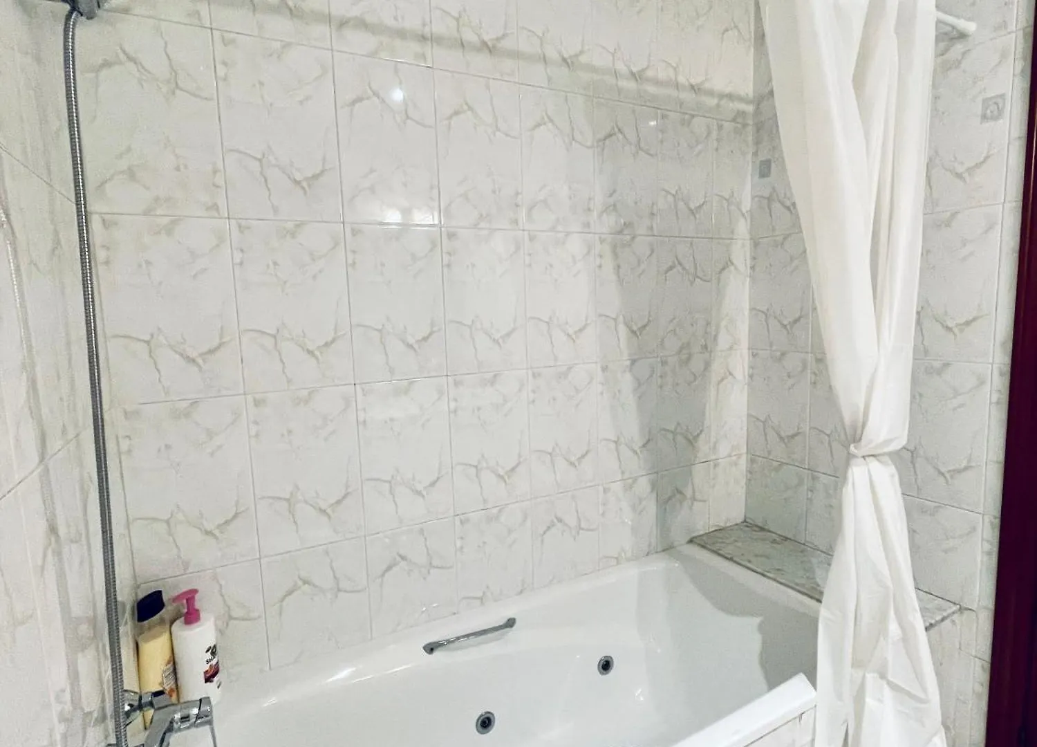 Diagonal 1 Bed & Breakfast Barcelona Spain