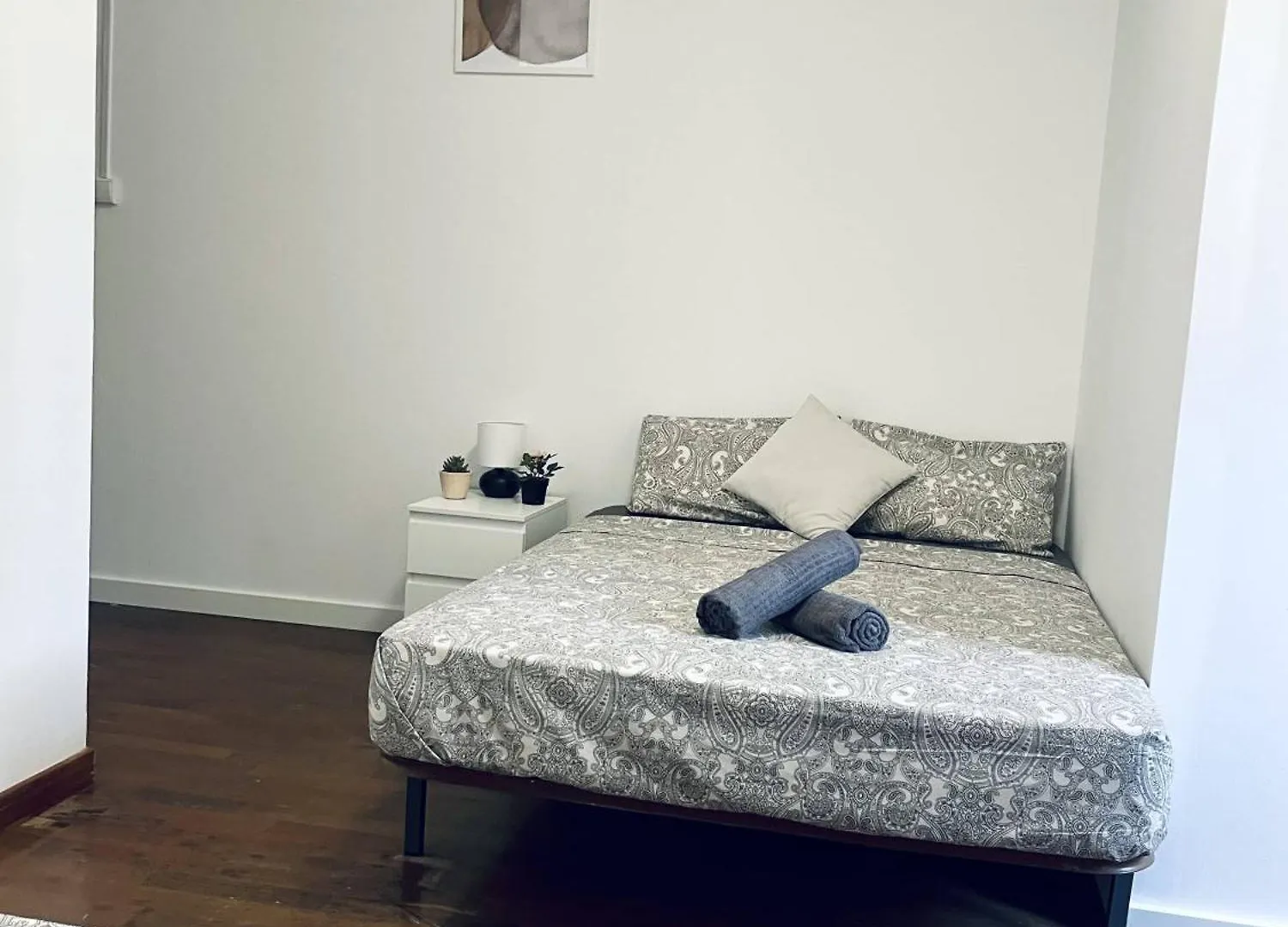 Diagonal 1 Bed & Breakfast Barcelona 0*,  Spain